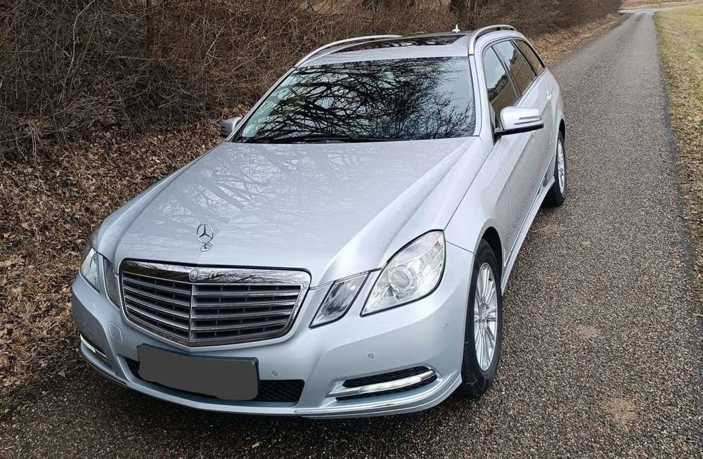 Mercedes-Benz E 220 CDI Blue Efficiency *Automatik *Elegance *PDC *AHK