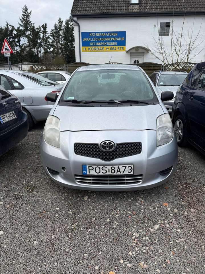 Toyota Yaris 1.0 VVT-i