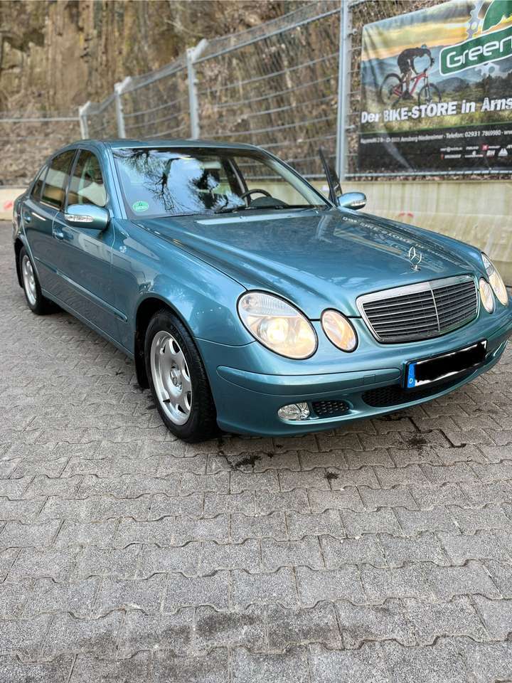 Mercedes-Benz E 240 Classic / TÜV / NUR 105513 km