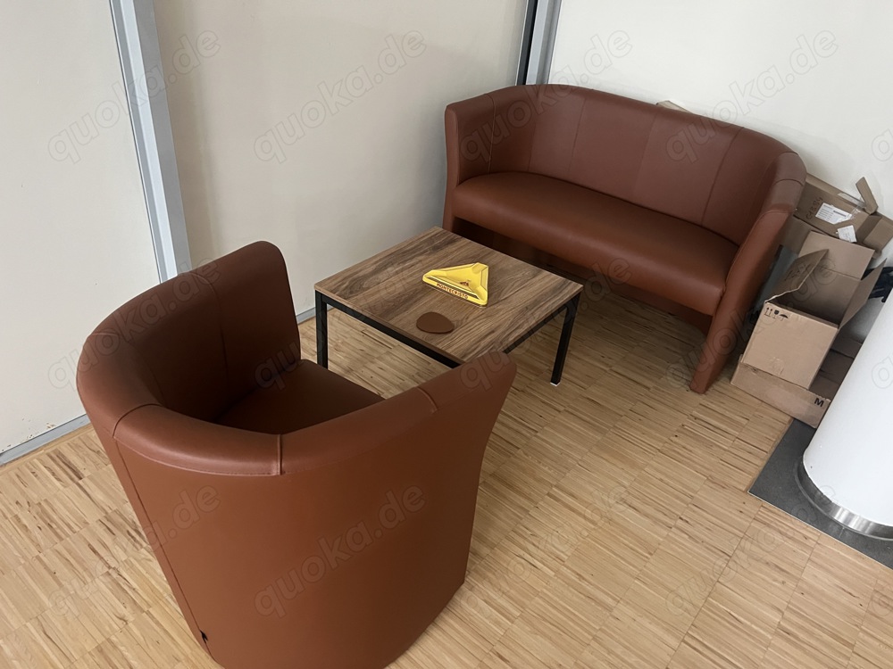 Hochwertige Lounge Couch-Sessel-Tisch Büro Hochwertige Lounge Couch-Sessel-Tisch Büro
