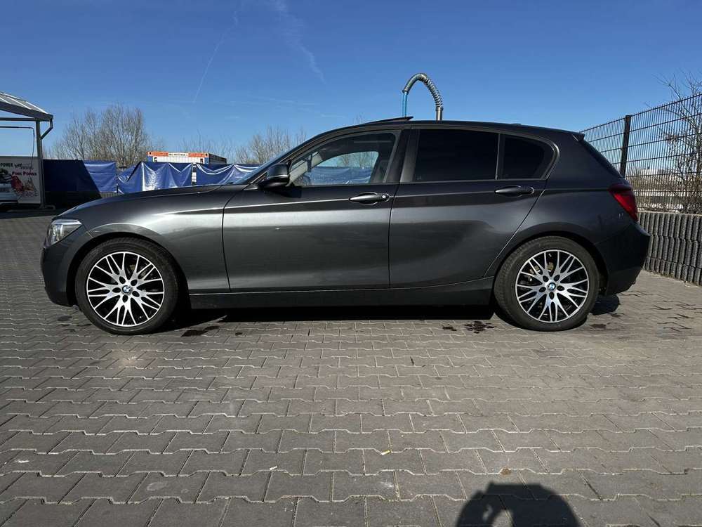 BMW 116 116 i viele Assistenten Top Ausstattung