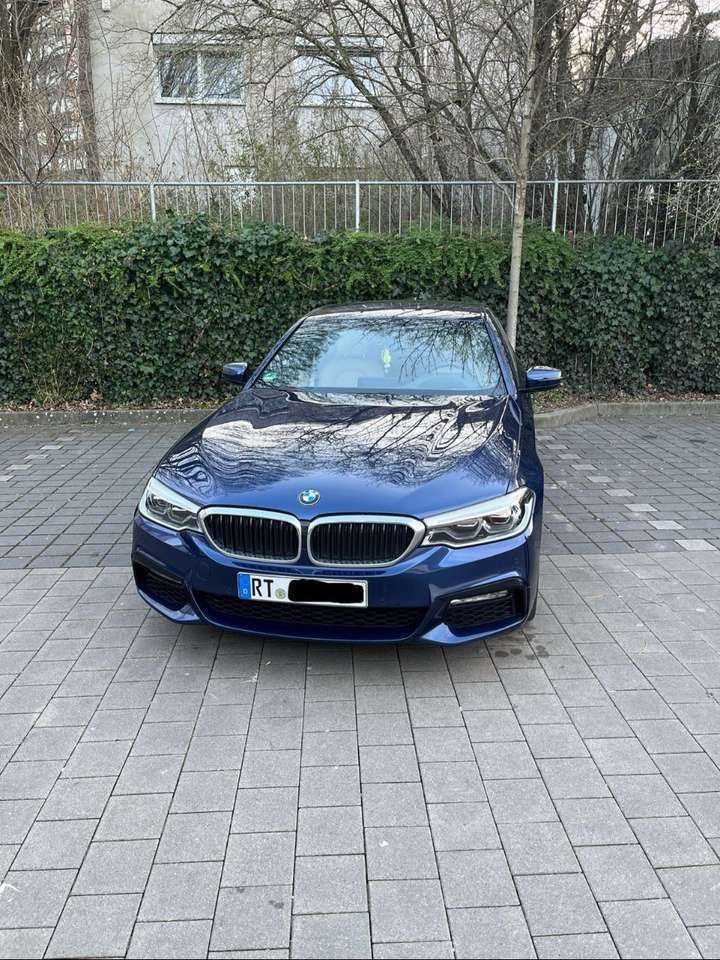 BMW 530 530 i M Sport - TOP Zustand - TÜV Neu