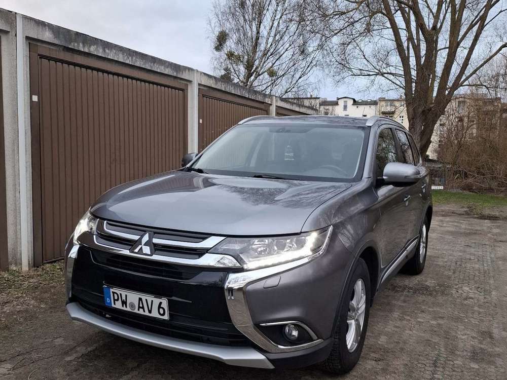 Mitsubishi Outlander 2.2 DI-D 4WD Aut. Top