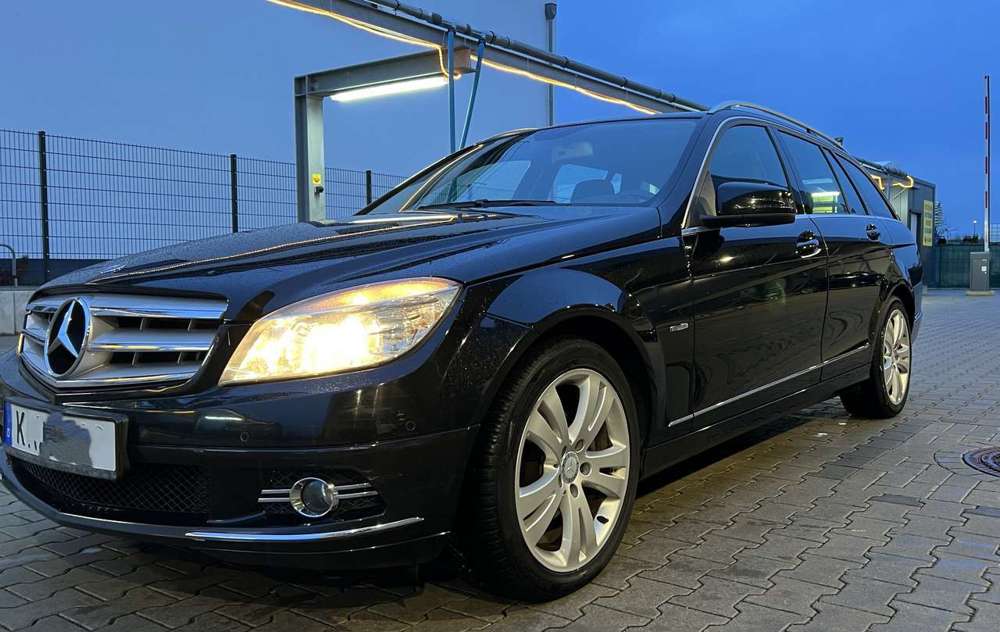 Mercedes-Benz C 220 C 220 T CDI DPF (BlueEFFICIENCY) 7G-TRONIC Avantga