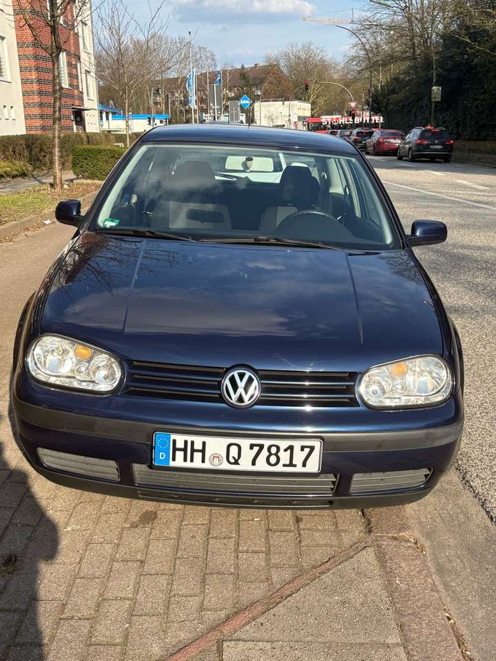 Volkswagen Golf 1.6 Automatik