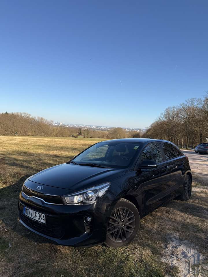 Kia Rio 1.0 T-GDI 100 Dream-Team Edition