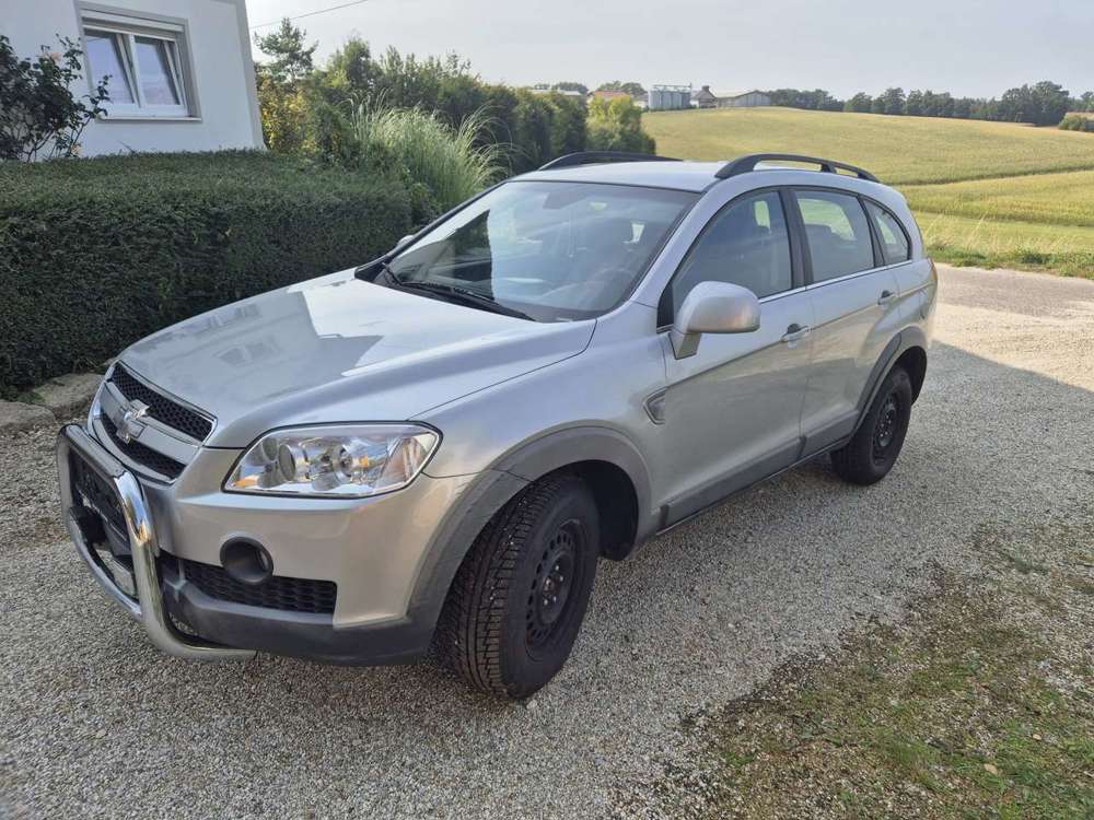 Chevrolet Captiva Captiva+2.0+4WD+5+Sitzer+Automatik+LT