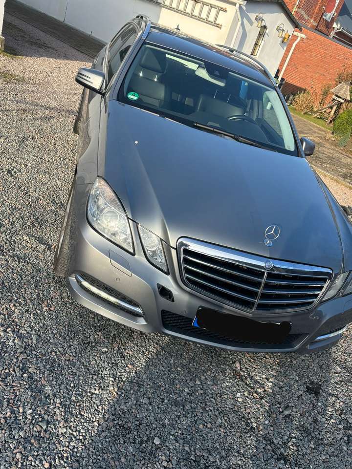 Mercedes-Benz E 200 T CGI BlueEFFICIENCY Automatik Avantgarde