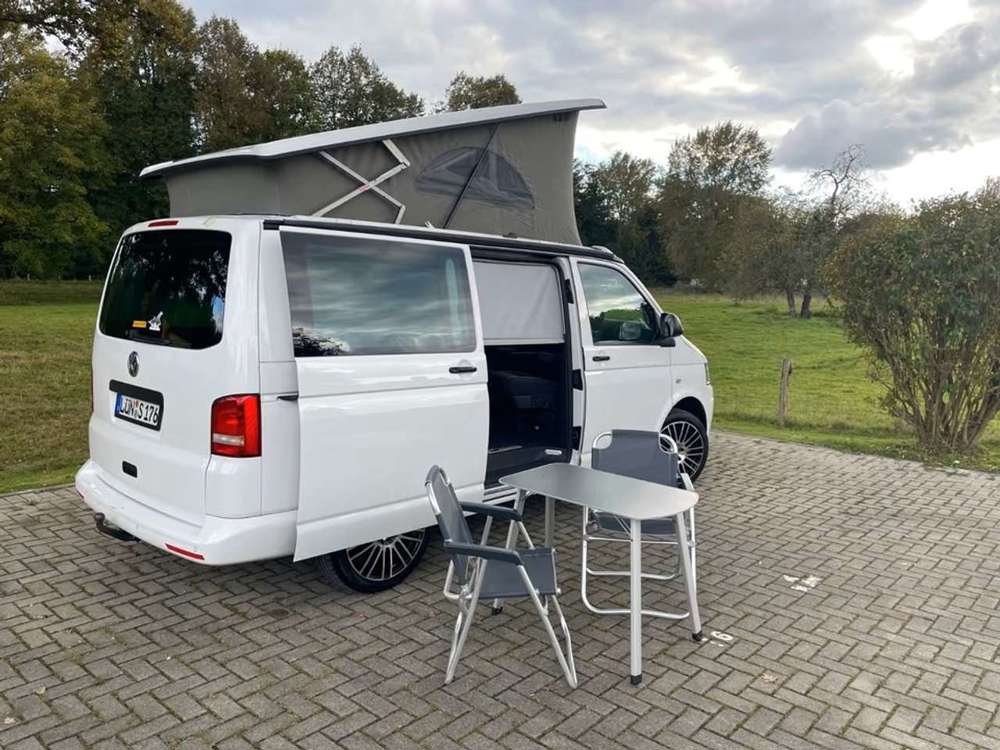 Volkswagen T5 California Beach