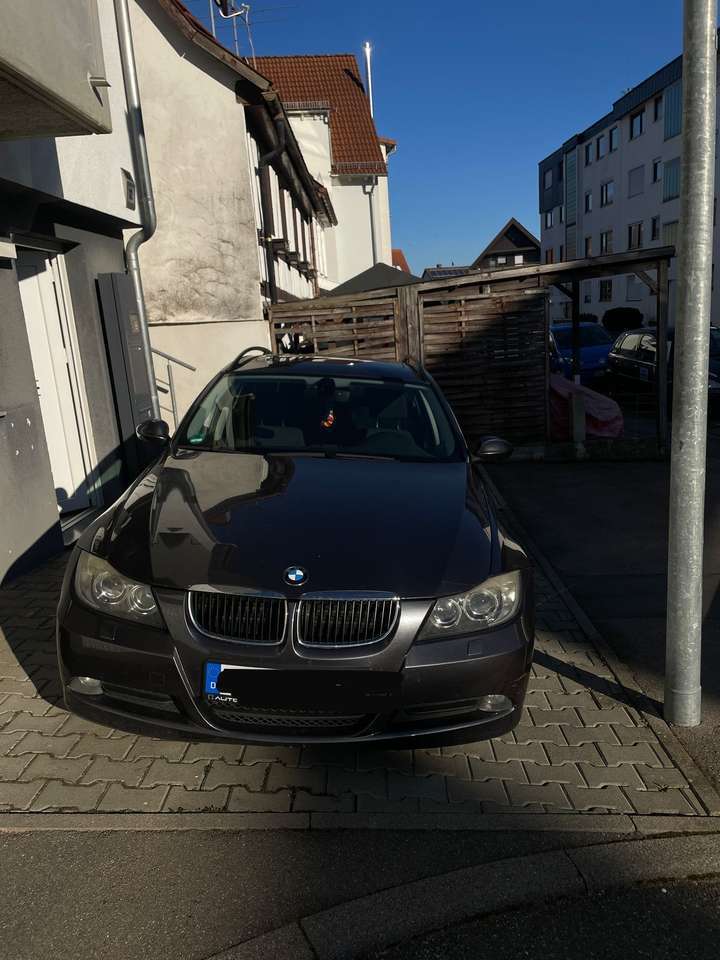 BMW 320 320d D Touring mit Panoramadach