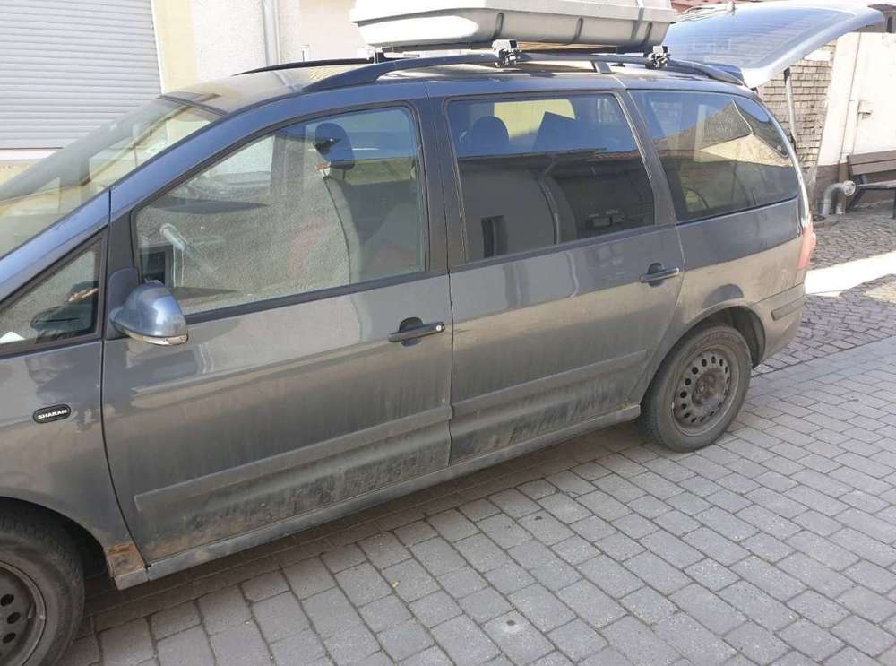 Volkswagen Sharan 2.0 TDI Comfortline