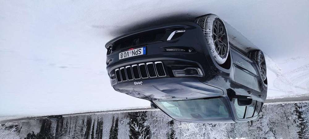 Jeep Grand Cherokee 6.4 V8 HEMI SRT