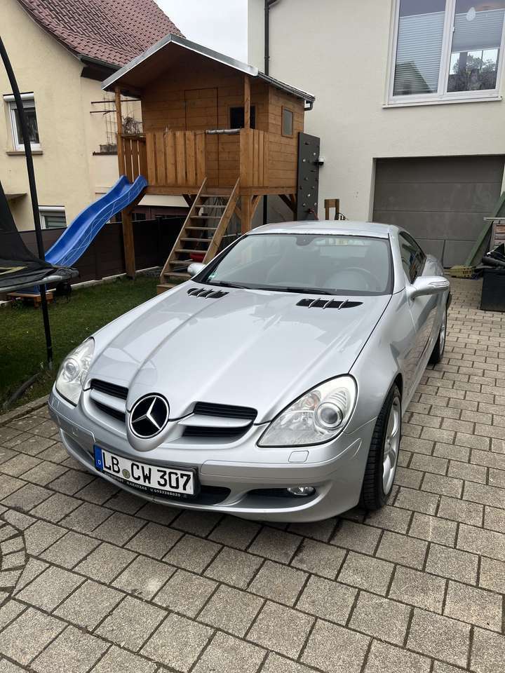 Mercedes-Benz SLK 350 technisch top, Blessuren vorhanden
