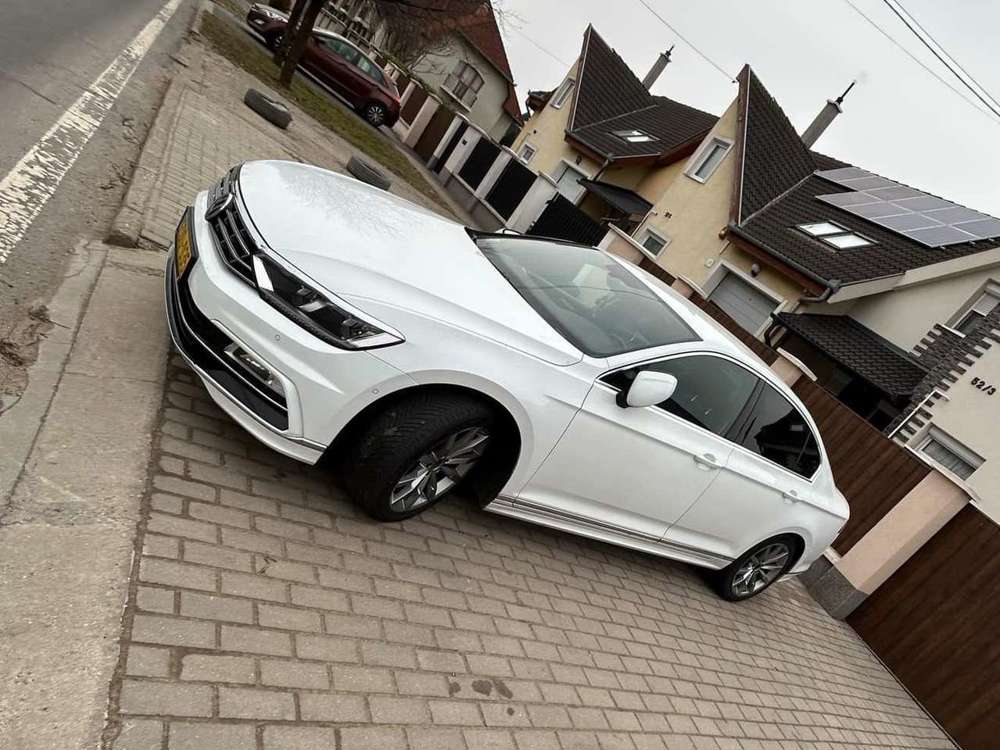 Volkswagen Passat Passat 2.0 TDI (BlueMotion Technology) DSG Highlin