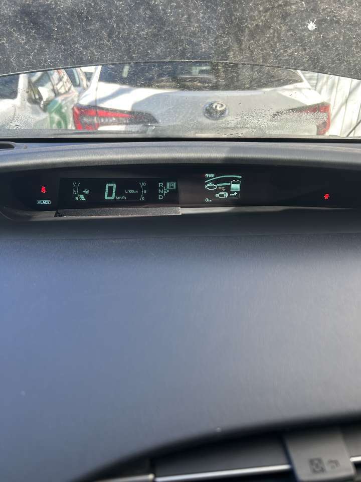 Toyota Prius (Hybrid)