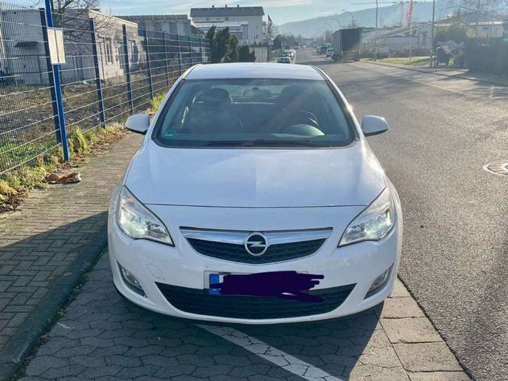 Opel Astra Astra 1.7 CDTI DPF Edition