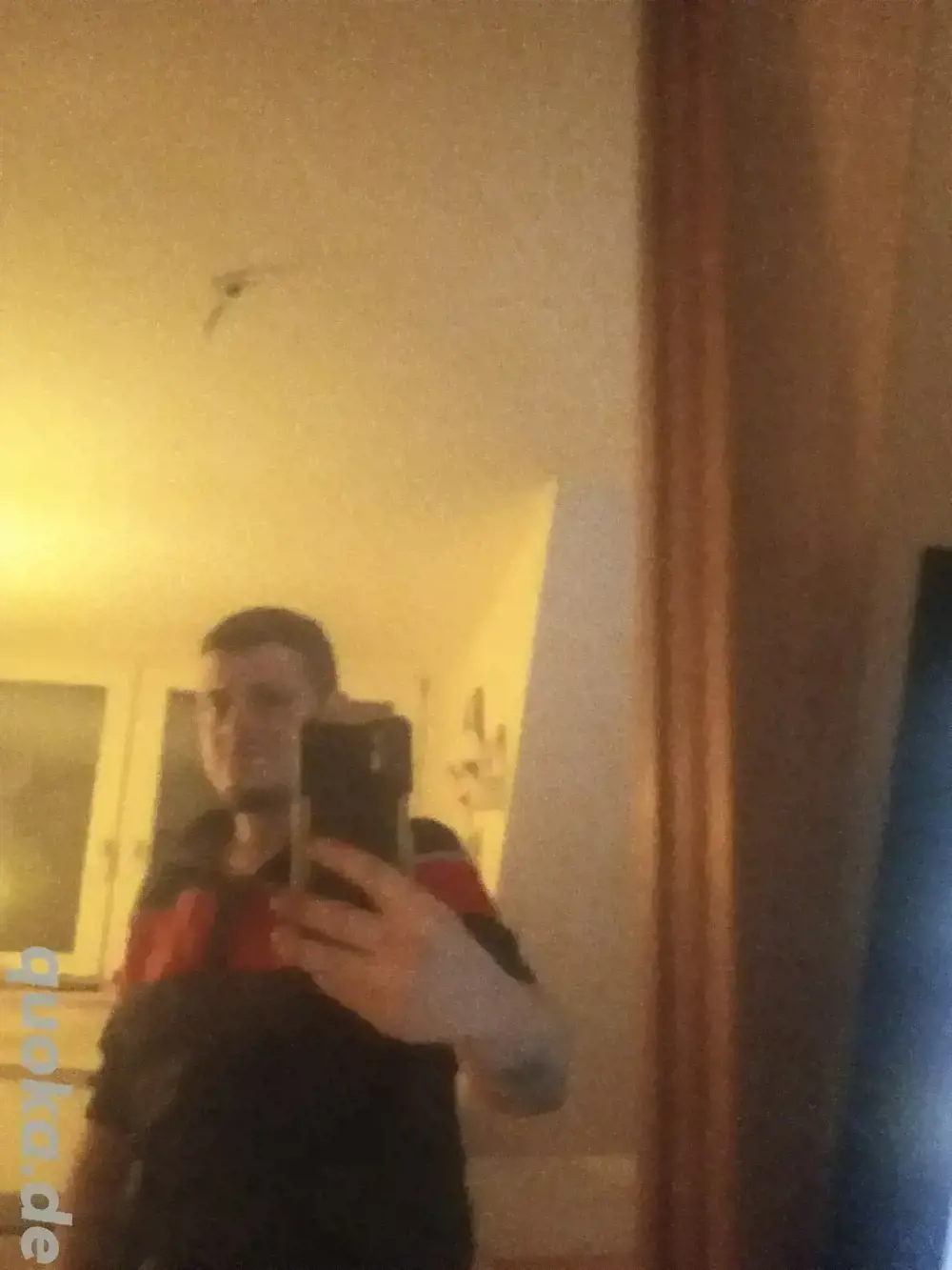 Er sucht Sie 