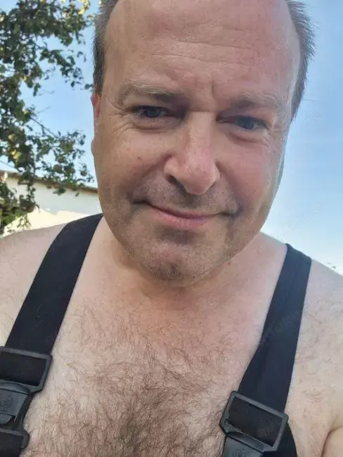 ich suche einen Mann ab 60ig der sich Blasen lassen möchte