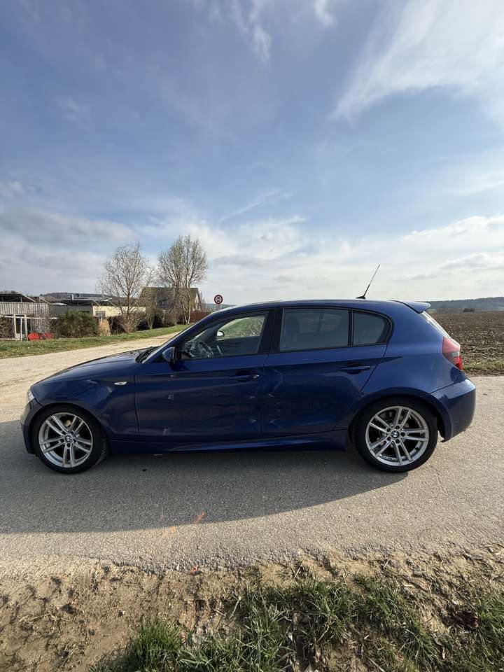 BMW 130 130i Aut.