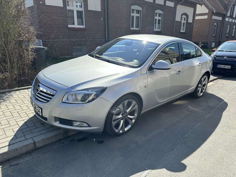 Opel Insignia 2.0 Turbo INNOVATION (Kein Allrad)