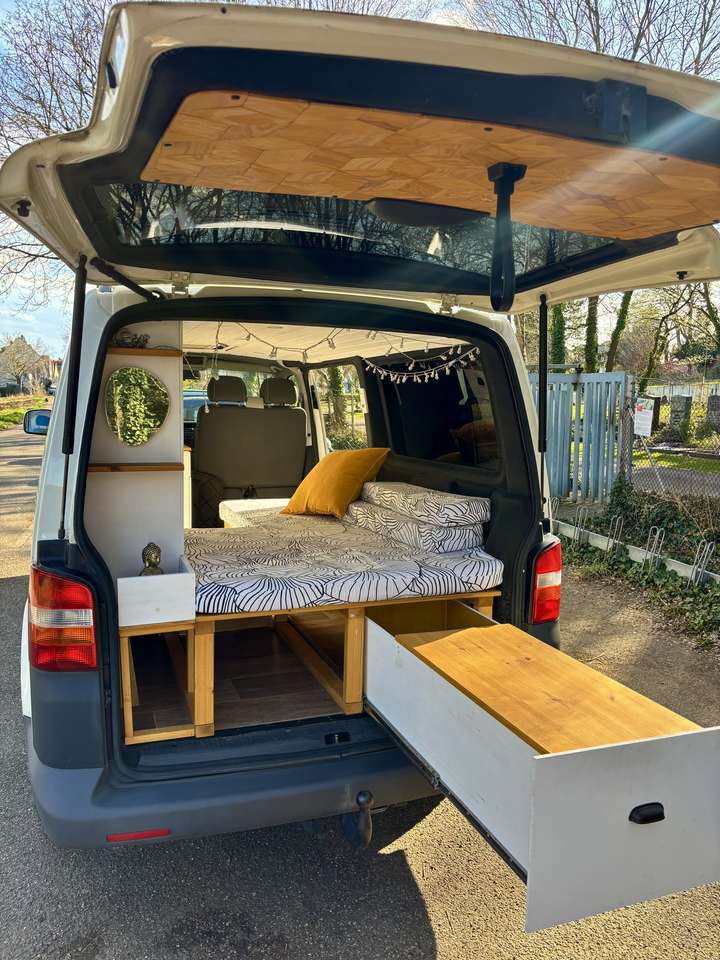 Volkswagen T5