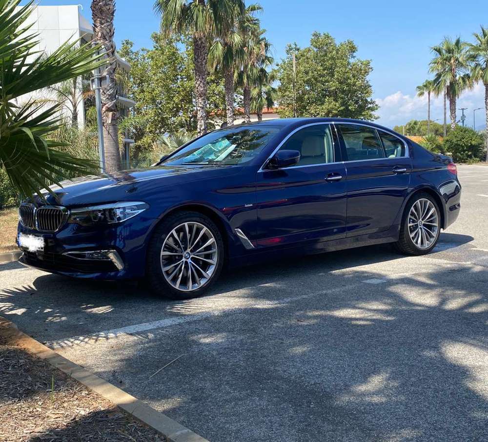BMW 530 530d xDrive Aut. Luxury Line ** 2. Hand ** TOP!