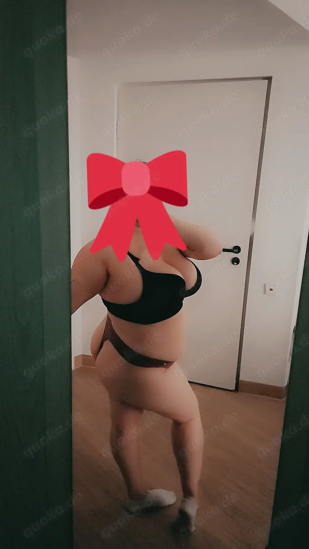 Bilder,Videos und Online-Beziehung gegen TG