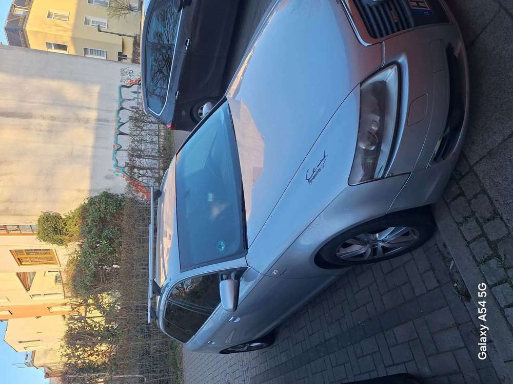 Audi A6 Avant 3.0 TDI DPF quattro tiptronic