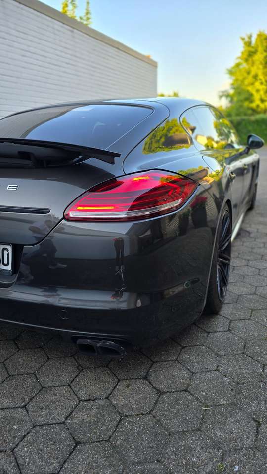 Porsche Panamera Panamera GTS PDK