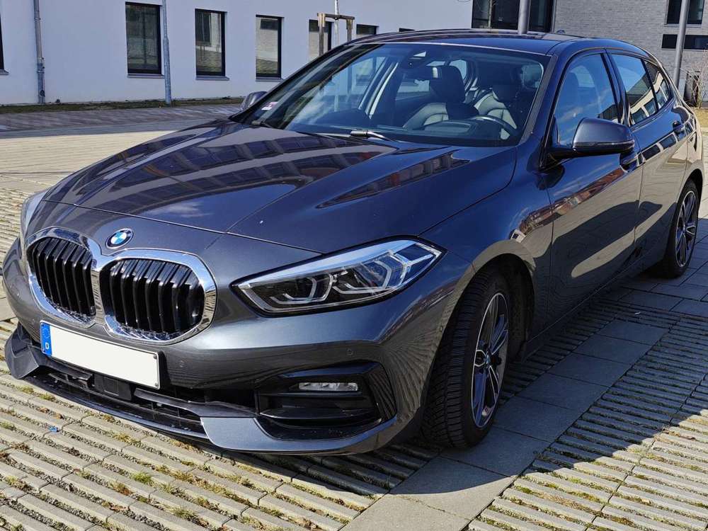 BMW 118 HUD/HiFi/ACC/Sport Line/Driving Assistant/Keyless