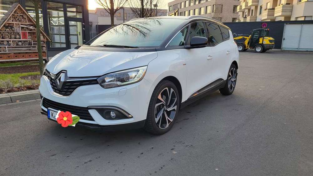 Renault Grand Scenic ENERGY TCe 130 BOSE EDITION