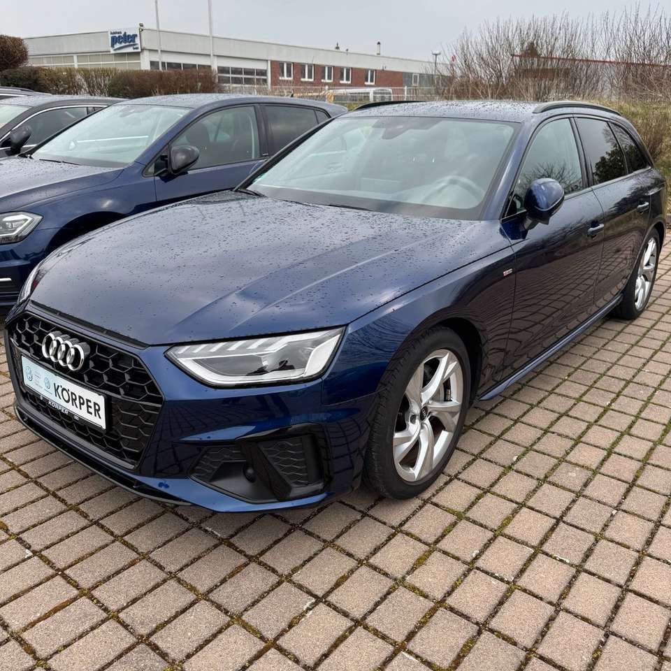 Audi A4 Avant 40 TFSI S line