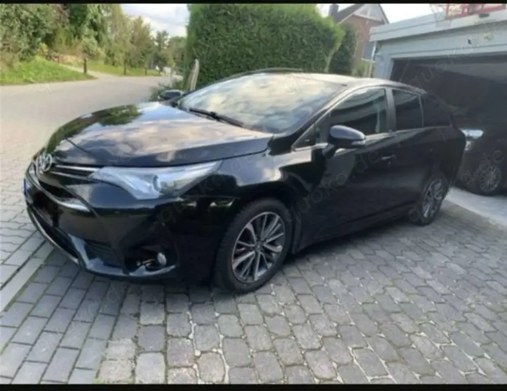 Toyota Avensis Touring Sports 2.0 D-4D Comfort