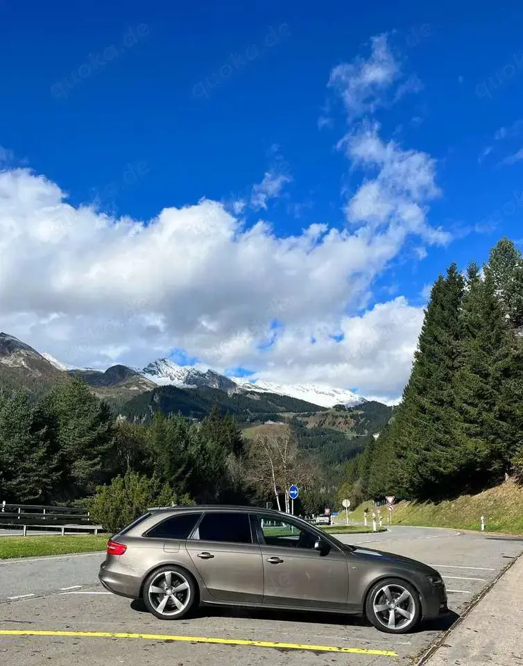 Audi A4 Avant 2.0 TDI DPF multitronic S line Sportpaket