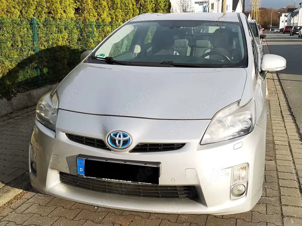 Toyota Prius Prius+(Hybrid)