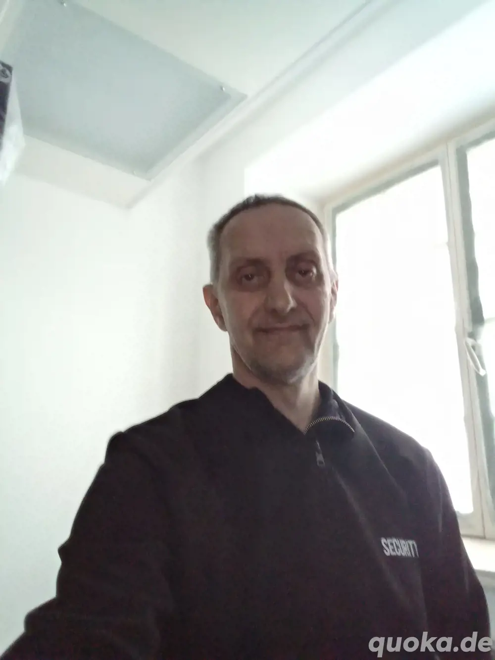 Er sucht Sie für Freundschaft plus oder längerfristige Affäre 