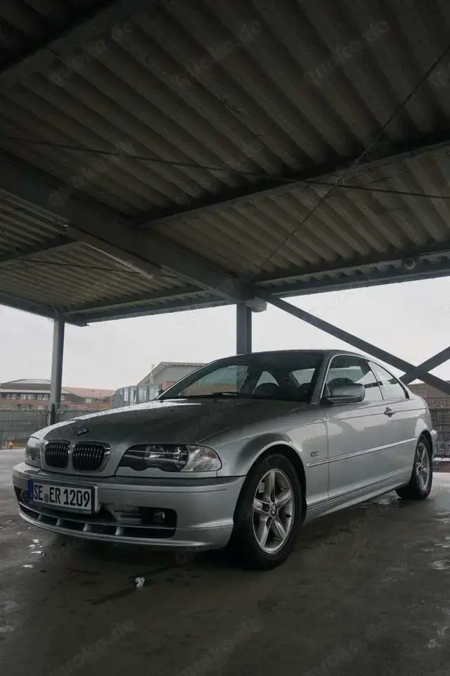 BMW 320 Coupe I Carplay I Angle Eyes