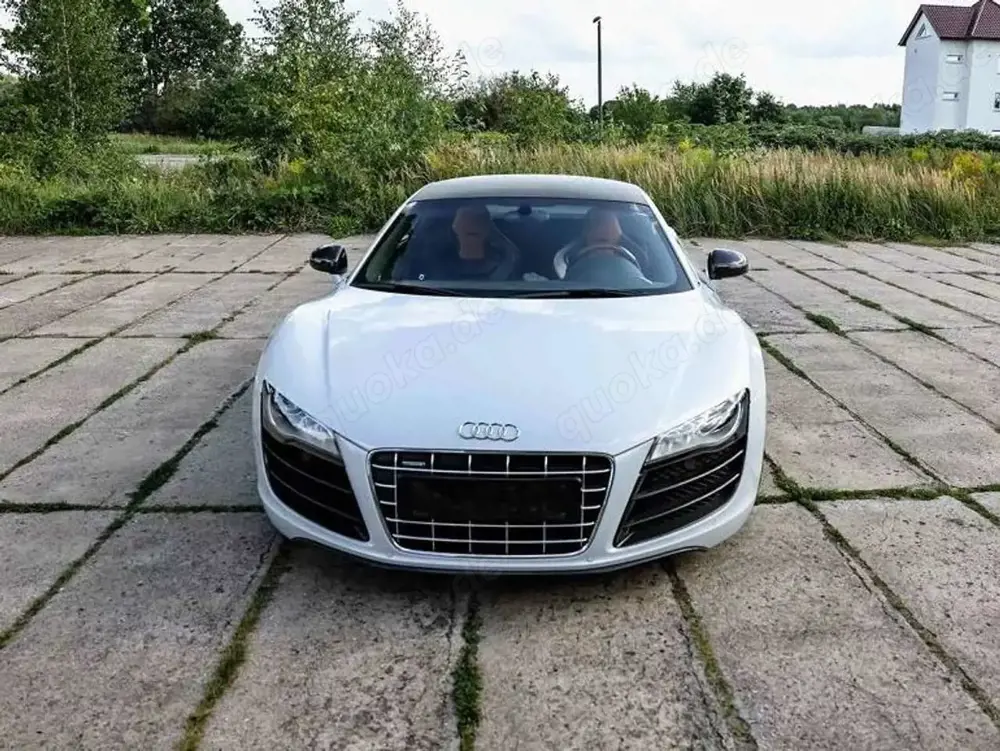 Audi R8