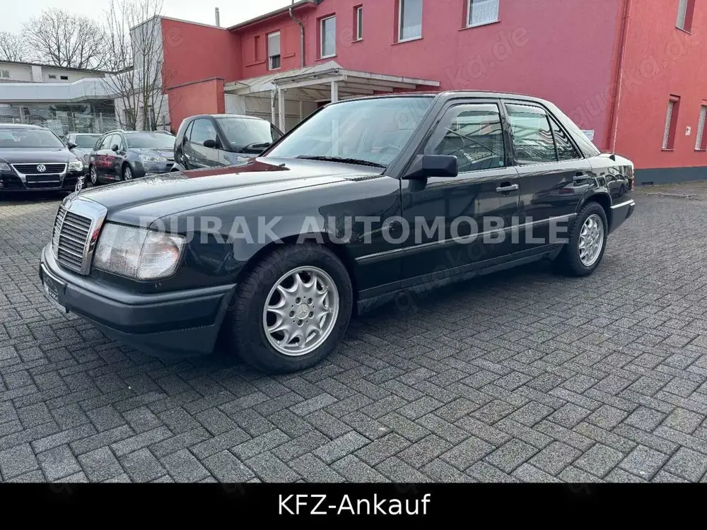Mercedes-Benz E 260 W124 / H-ZU. / AUTOM / SCHIEBEDACH
