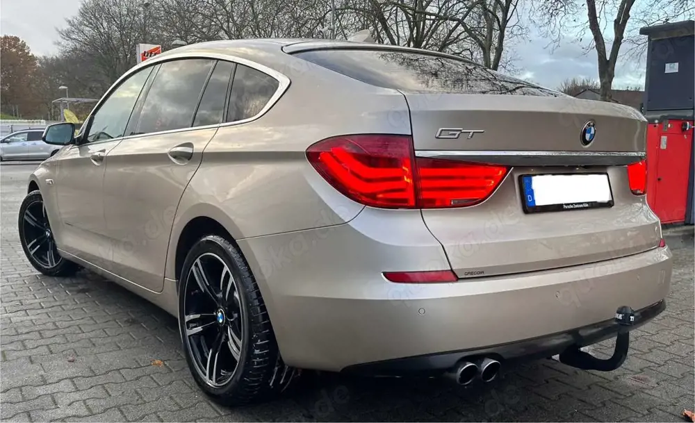 BMW 530 530d GT Pano AHK Softclose Voll