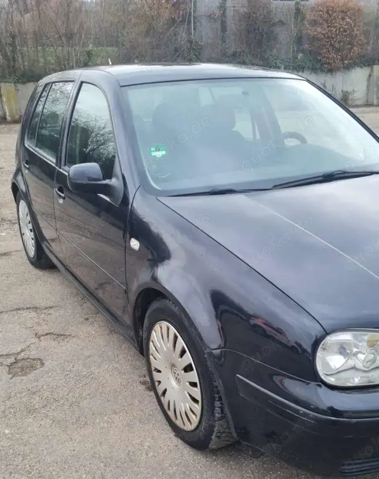 Volkswagen Golf 2.0 TÜV bis 09.2026. 750€ fest Paris