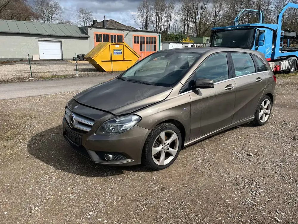 Mercedes-Benz B 180 B 180 CDI BlueEFFICIENCY Edition 1