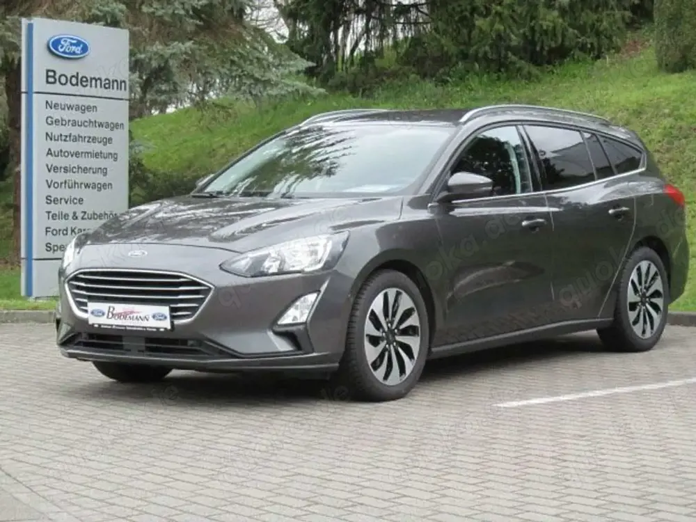 Ford Focus Cool + Connect