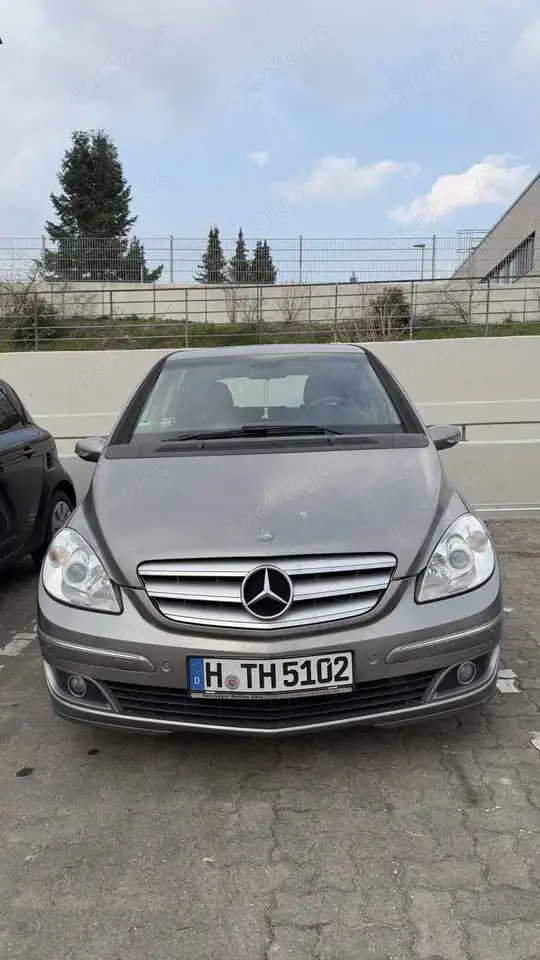 Mercedes-Benz B 170
