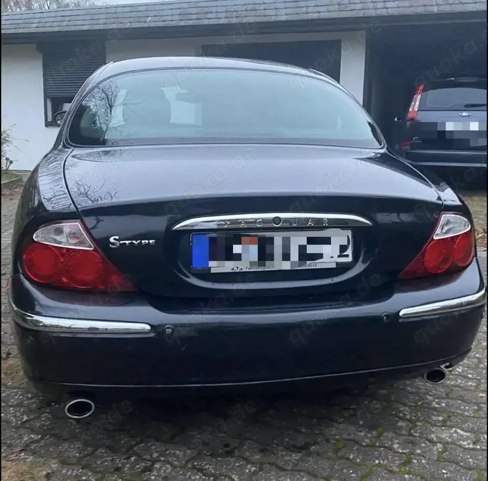 Jaguar S-Type 4.2 V8 Executive
