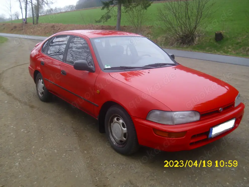 Oldtimer Toyota Corolla E10 Liftback 1.4 XLi 16V mit vielen Ersatzteilen