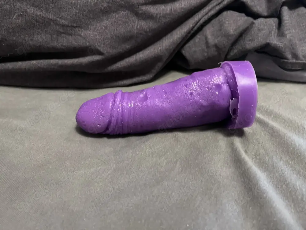 Dildo zu verschenken