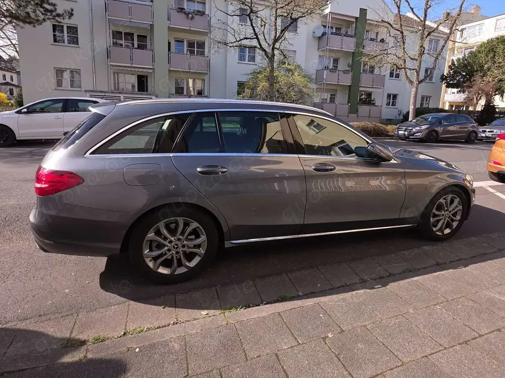 Mercedes-Benz C 220 C 220 d T  9G-TRONIC Avantgarde
