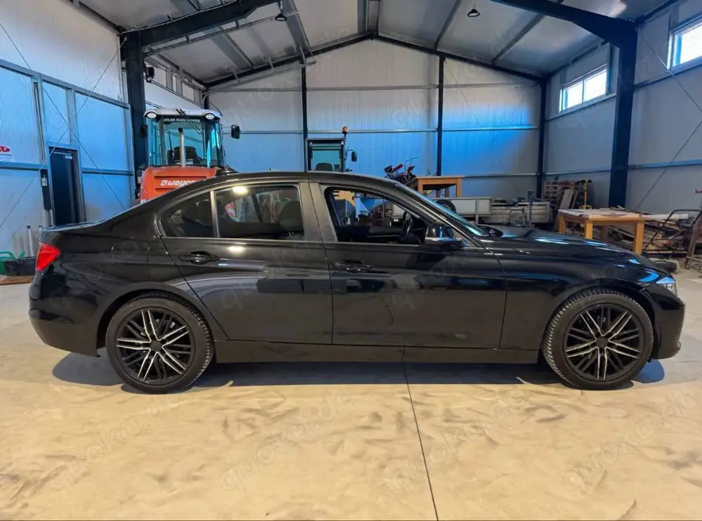 BMW 318 318d Aut.