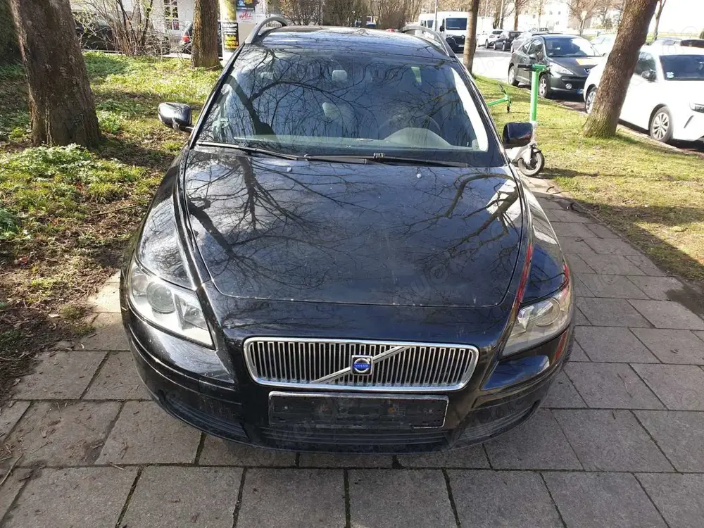 Volvo V50
